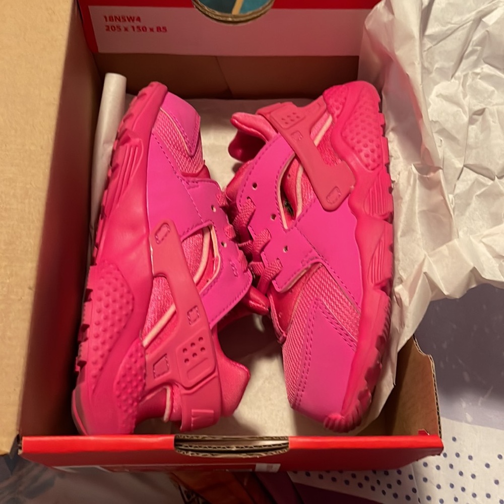 Toddler Nike Huarache Run Size 9